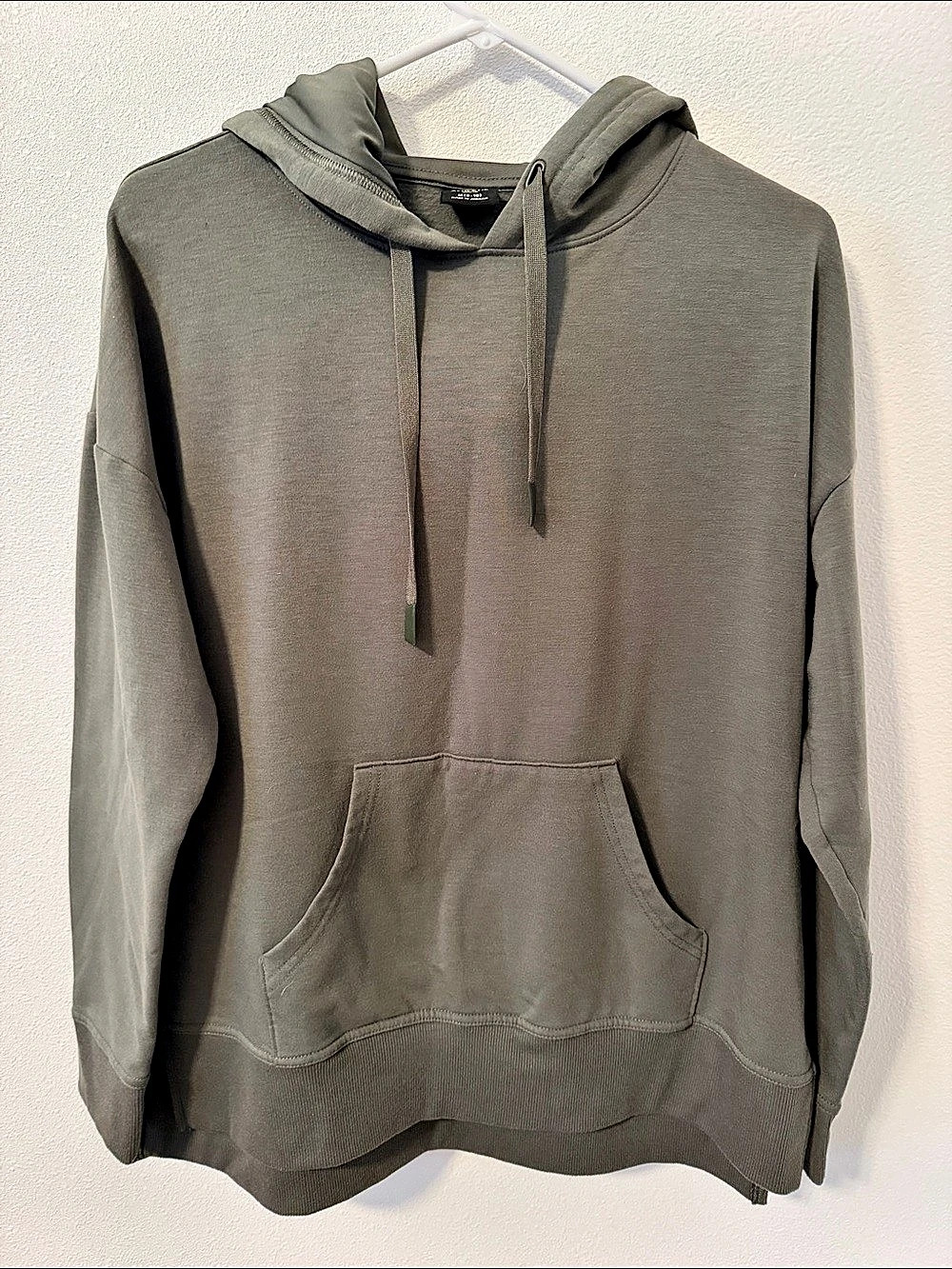 Athletic women’s olive Hoodie Size M (8-10)